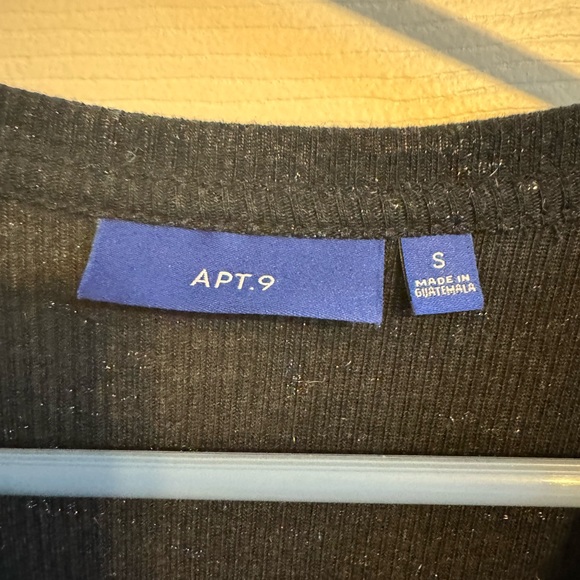 APT 9 women’s blouse size small black with silver sparkle - Picture 2 of 4